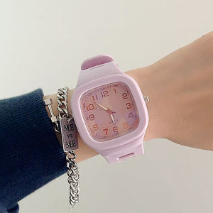 Tri-Town Ladies Watch New Square Fashion High-value Digital Pointer Ladies Silicone Watches