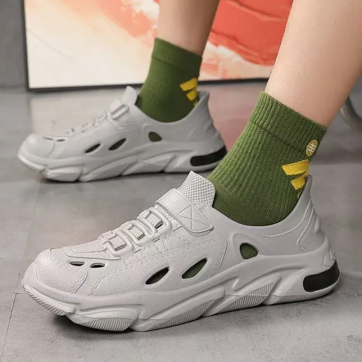 Rubber%20Shoes%20For%20Men%20Summer%20Outerwear%20Lace-up%20Hole%20Shoes%20Anti-Slip%20Breathable%20Rubber%20Clogs%20-%20Image%208
