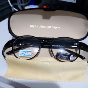 Kacamata Baca dan jalan Oval Antiblue Pria & Wanita ATM3024BCKTKP