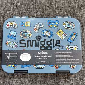 Smiggle Lunch Box bento 4 sekat / Kotak makan anak kids SMIGGLE Happy Bento Medium Lunch Box