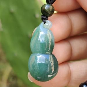Green Natural Type A Jadeite Jade Pendant Necklace crafted as Gourd with certificate weigh 4.75 grams measurement 29.3 * 14.3 * 6.3 mm (pendant179)