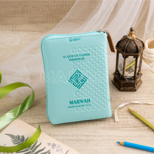 Mushaf Alfatih Alquran Marwah Al Quran Tajwid dan Terjemahan Ukuran A6 Lengkap dengan Doa dan Dzikir dalam Al-Quran Maju Mandiri Sukamaju