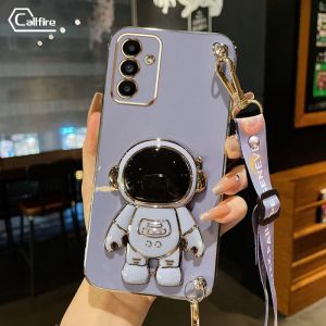 Callfire 2023 thiết kế mới tương thích cho samsung a14 a13 m23 m52 a34 a54 f23 5g a04s 4g m14 a05s a15 a35 a55 5g ốp lưng sang trọng 3d stereo giá đỡ điện thoại mạ điện phi hành gia trơn có dây đeo cổ tay vỏ điện thoại thời trang dễ thương vỏ mềm