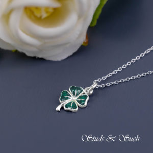 [Studs & Such] 925 Silver Necklace With Dark Green Four-Leaf Clover Pendant