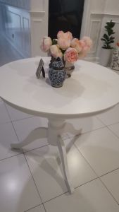 LAST 3 UNITS - Cottage Style Solid Wood 3ft Round Dining Table