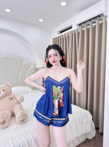 Bộ Đồ Ngủ Phối Ren Lụa Latin Họa Tiết Tết Thuộc Năng Cực Dễ Thương - Quần Lưng Qua Gối Có Túi May Kĩ Dễ Đơn Giản Cho Gia Đình (Phom <60kg)