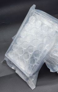 Culture plate จานหลุมพลาสติกใส 96ช่อง ปราศจากเชื้อพร้อมฝาปิด 1ชิ้น/แพ็ค