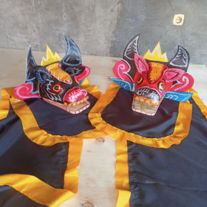 BANTENGAN MULUT BISA DI BUKA MAINAN KESENIAN TRADISINAOL ANAK (BONUS KAIN)