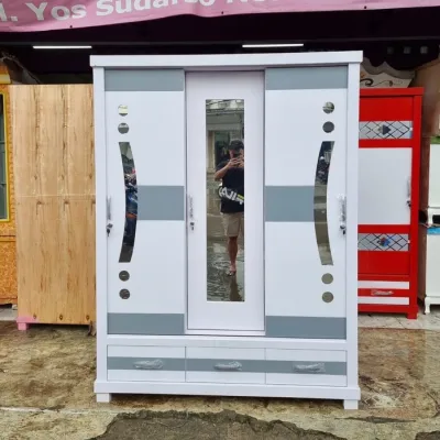 Lemari Baju Sliding 3 Pintu / Lemari Pakaian