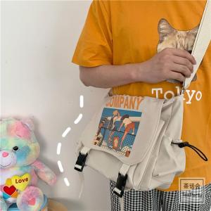 กระเป๋าผู้ชาย กระเป๋าสะพายไหล่ ความจุใหญ่ ขาดไม่ได้สำหรับการเดินทาง กระเป๋าสะพายข้าง เรียบง่าย