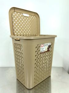 8980 RATTAN LAUNDRY BASKET WITH COVER