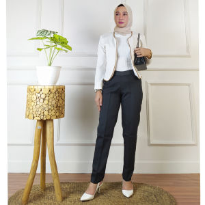 CELANA KERJA WANITA TERBARU BAHAN WOL KAPRI IMPORT HALUS DAN ELEGANT/Celanakerjawanitaterbaru/Bawahanwanitacelanakerjaterlaris/Celanawanitakerjaterbaru/Celanawanitakantor/Celanakantortermuarah/Celanakerjaterlaris