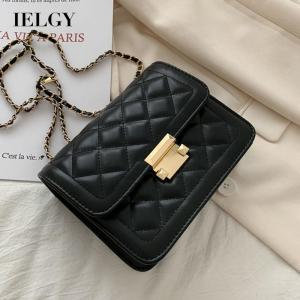 IELGY fashion classic black rhombus chain messenger bag women