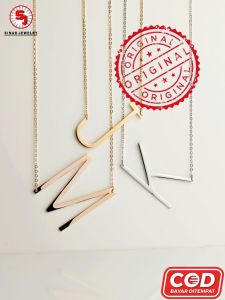 Kalung Nama Huruf Titanium Anti Karat: Keunggulan & Manfaatnya