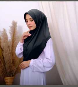 hijab bergo pad bahan jersey yang nyaman