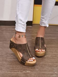 [Free Shipping] Plus Size 43 New Womens Wedge Heel Peep-Toe Thick-Soled Rivet Sandals Wholesale