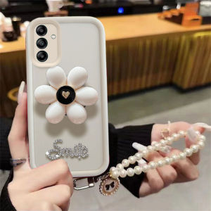 Ốp điện thoại Samsung A56 A36 A26 5G Mới 2025 hoa đẹp Khung Trang Trí Với dây đeo cổ tay ngọc trai Cao Su Mềm Galaxy A26 A36 A56 5G vỏ điện thoại Bìa