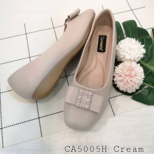 คัทชูหัวมนหนังนิ่ม หน้ากว้าง ไม่มีส้น CA5005H