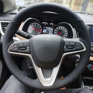 Kaly Zrainsun Customized Car Steering Wheel Cover For Chevrolet Cruze 2018 Edition Black Perforated Leather Hand Stiching Interior N7Y3P