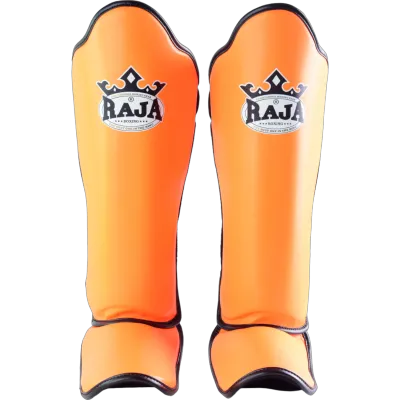 สนับแข้ง สนับแข้งมวยไทย อุปกรณ์ซ้อมมวย RAJA BOXING Shin Guards Model 1 (หนังไมโครไฟเบอร์แท้ 100%)