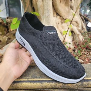 Giày lười nữ thể thao siêu nhẹ ôm chân thoáng khí đế 3cm hot trend 2025 Giày nữ thời trang đi bộ đế mềm
