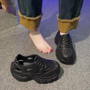 2025 New Womens Holes Shoes Summer Outdoor Wear Thick Bottom Heightening Slip-Resistant Breathable Cool Slippers Dad Shoes