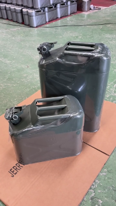 Heavy Duty Fuels Can Spout Flexible Nozzle For Secure Connection Fuels Container Long Nose Jerry Can Spout Replacement