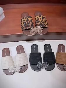 [Free Shipping] Firework Rhinestone Flat Sandals For Women Summer Outdoor Fashion Pleated Fabric Soft Sole Slip-On Slipper