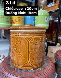Hũ đựng gạo/ hũ muối dưa Bát Tràng Việt Nam đựng từ 3Lit-30Lit. Vì số Lít và số KG chênh lệch nhau. Nếu đựng gạo tăng lên 1Size.