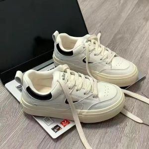 Ielgy Thích hợp thiết kế màu chông chặn Giày nữ 2024 đa năng sinh viên thường ngày