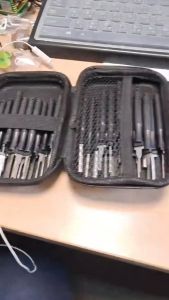 AUTOKEDAI Automotive terminal pin remover Pin pusher Ejector Auto repair tool Automobile wiring harness terminal pin remover remov