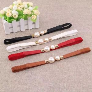 Thanh lịch cạp thun mỏng vành đai với dây chuyền vàng khóa cho phụ nữ thời trang và linh hoạt Thiết kế hoàn hảo cho trang phục
