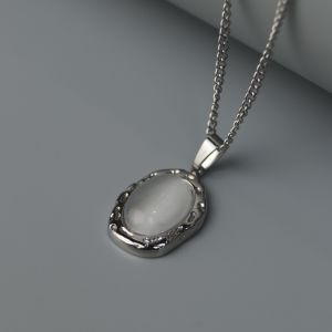 HB Jewelry ADELE Silver Oval Pendant Necklace for Women Non Tarnish Hypoallergenic Non Fading Elegant Minimalist Everyday Wear Fashion Jewelry Stylish Necklace