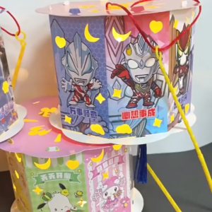 Tanglung Kartun Comel Elsa Puteri Ultraman DIY Buatan Tangan Lampu Berlampu Mainan Kanak Kanak Perayaan Cute Cartoon Elsa Princess Ultraman Lantern DIY Handcraft Light Up Tanglung Kids Festival Toy 可爱卡通手提艾莎公主奥特曼灯笼儿童古风手工diy灯笼发光玩具 Y133