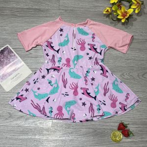 Đồ bơi bé gái 1 mảnh áo tay ngắn quần váy họa tiết đáng yêu chất liệu thun lạnh BINSPORTS BB037