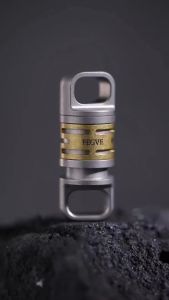 FEGVE Titanium Quick Release Detachable Keychain with Titanium Key Ring
