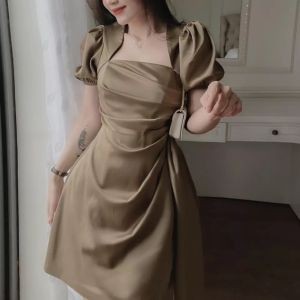 Đầm Váy Phi Lụa Bóng Sang Trọng 2 Màu Trắng Nude Và Nâu Dự Tiệc BY7119