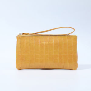 กระเป๋าหนังสัตว์ Forever Youngกระเป๋าผู้หญิงกระเป๋าสตางค์หญิง ดีไซต์สวยหรู  กระเป๋าสุดเก๋--D8020