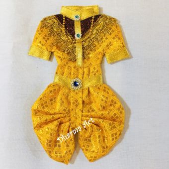 รูปจากผู้ขายบน Lazada: ชุดกุมาร ขนาดใหญ่ เสื้อผ้ากุมารชาย สีทอง ทรงเครื่อง ครบชุด ขนาด 9 นิ้ว สำหรับแก้บน งานจริงสวยมากๆ ตัดเย็บปราณี ตั้งราคา ฿89 ขายแล้ว 308 ชิ้น