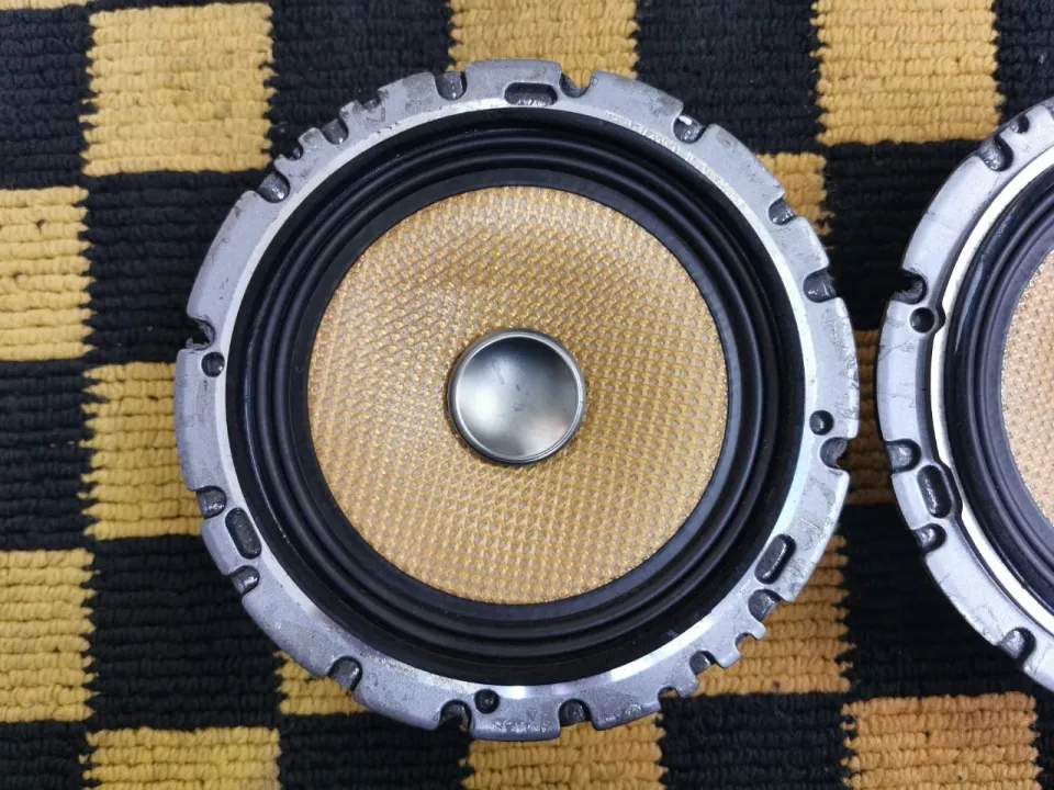Door Speaker / Speaker Pintu Pioneer Carrozzeria TS-C06A Speaker