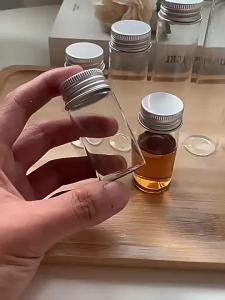 small glass bottle food-grade small sealed jar glass medicine bottle portable bottle for drinks coffee and espresso