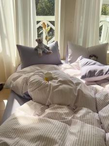 Meiyang Washed Cotton Striped Four-Piece Set Non-Pure Cotton Duvet Cover 2025 New bedding set three-piece duvet cover for dormitory LZD