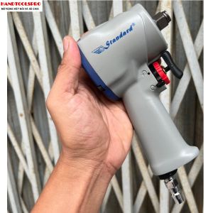 Súng vặn bu lông thân siêu nhỏ lực siết 813N.m 1/2 inch STANDARD AW050G