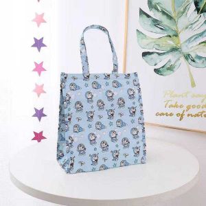 กระเป๋าเก็บอุณหภูมิแบบถือ กระเป๋าเก็บอุณหภูมิ ทรง A4 เนื้อผ้าร่ม กันน้ำ ขนาด 28×25×15 cm