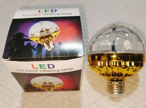 Bóng đèn led tự xoay 7 màu tiệc tùng vũ trường sân khấu full color rotating lamp kèm đui đèn công tắc (Bảo hành)