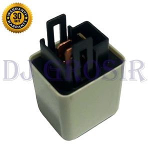 Relay Mitsubishi Fuso FM Kaki 3 MC854954 24V P3 - 1610