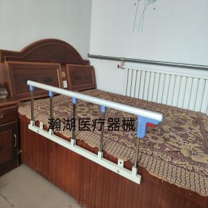 Bed Railing For Elderly Safety Elderly Bedsheet Tucker Tool Bedrail Elderly Bed Guard For Elderly Safety Bed Fence Dormitory Folding Fence Is Strong and Durable 老人床挡