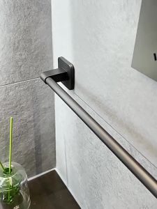 Punch-Free Towels Holder Bar Bathroom Storage Rack Towel Rack Organizer Wall-Mounted Towel Shelf