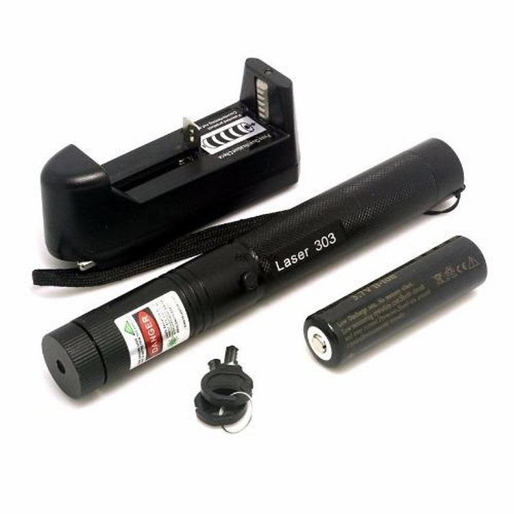 Tôi đã từng nghĩ đèn pin laser chỉ dùng để giải trí, nhưng thực tế nó giúp tôi giải quyết vấn đề lớn này trong công việc