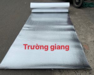 (Khổ cao 1.5m x 2 mặt bạc x dày 4ly) Dài 40m - Tấm cách nhiệt chống nóng mái nhà mái tôn màu bạc kẽm